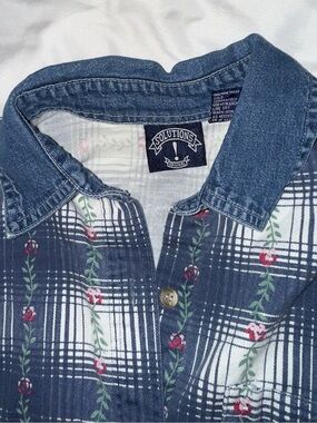Vintage Solutions Denim-Collar Plaid Shirt with Floral Design